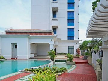 West Parc Condominiums by Filinvest, 37 sqm, semi furnished unit for sale