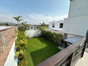 Casa con jardín, 4 habitaciones y linda vista al golf  🏡✨