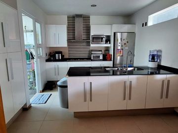 Casa en Venta en Residencial Cerezos, Metepec