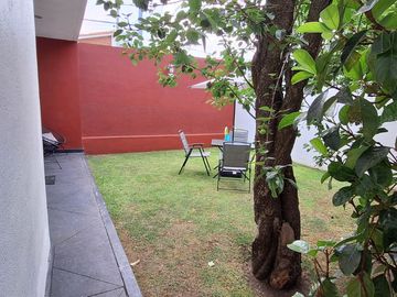 Casa en Venta en Residencial Cerezos, Metepec