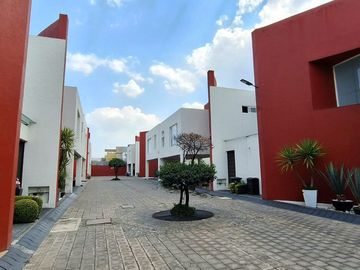 Casa en Venta en Residencial Cerezos, Metepec