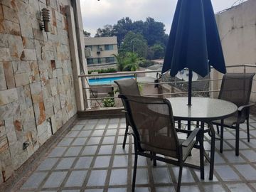 En venta - Departamento amoblado en Urdesa