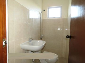 Pre-selling House and lot in Bacolod only 12,700 pesos downpayment installment