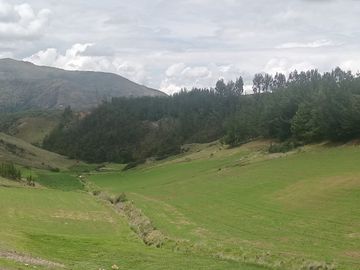 TERRENO EN VENTA 25 EXTARIAS CHINCHERO CUSCO