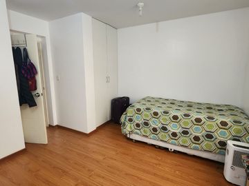 VENDO DEPARTAMENTO EN 1ER PISO CON TERRAZA EN MIRAFLORES