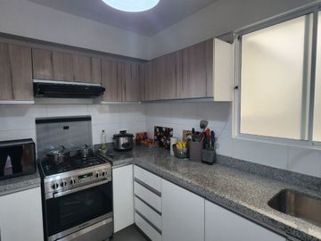 VENDO DEPARTAMENTO EN 1ER PISO CON TERRAZA EN MIRAFLORES