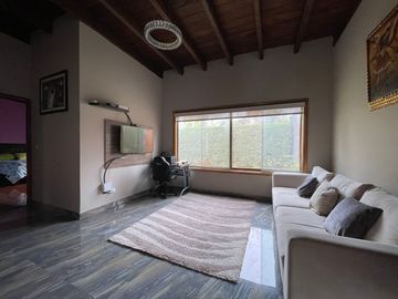 LINDA CASA DE CAMPO CON PISCINA Y GRAN ÁREA SOCIAL EN FUNDO PASO CHICO, LURIN