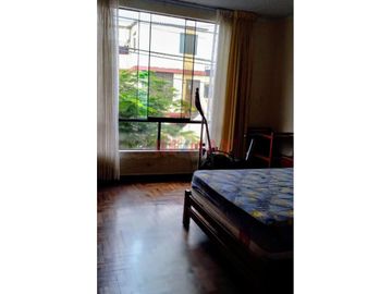 Se Vende Casa De 3 Pisos Más Aires