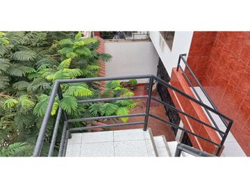 Se Vende Casa De 3 Pisos Más Aires