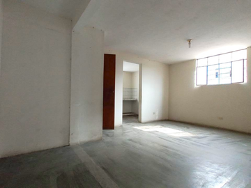 Casa en Venta de 200 m² de 11 Habitaciones en Sol de Vitarte, Ate