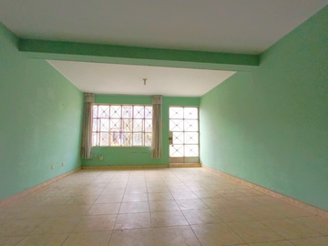 Casa en Venta de 200 m² de 11 Habitaciones en Sol de Vitarte, Ate
