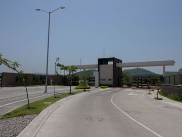 casa en venta con 3 recamaras a 15 minutos de Cuernavaca en Xochitepec Morelos