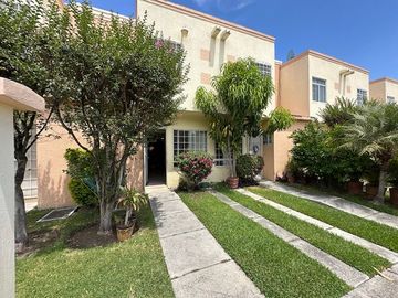 VENTA DE CASA CON ALBERCA EN TEMIXCO