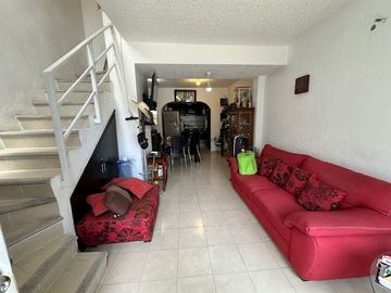 VENTA DE CASA CON ALBERCA EN TEMIXCO