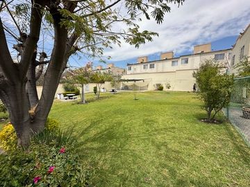 VENTA DE CASA CON ALBERCA EN TEMIXCO
