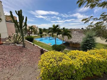 VENTA DE CASA CON ALBERCA EN TEMIXCO