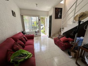 VENTA DE CASA CON ALBERCA EN TEMIXCO