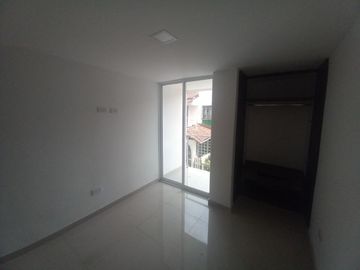 CASA EN VENTA UBICADA EN MARACAY DOS QUEBRADAS