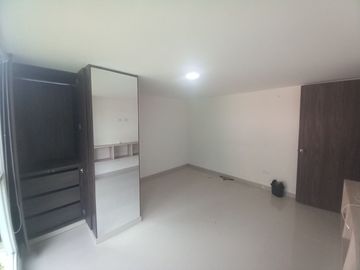CASA EN VENTA UBICADA EN MARACAY DOS QUEBRADAS