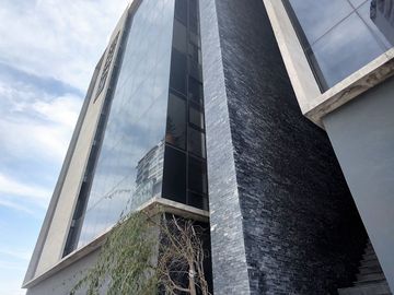 Departamento en Venta en Torre Montage, Lomas de Angelopolis – ¡Lujo y Exclusividad!