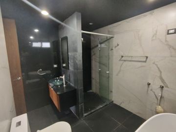 Departamento en Venta en Torre Montage, Lomas de Angelopolis – ¡Lujo y Exclusividad!