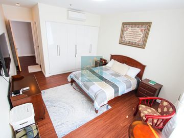 Prime and Luxurious 3-Bedroom Lower Penthouse Unit for Sale in 1016 Residences
