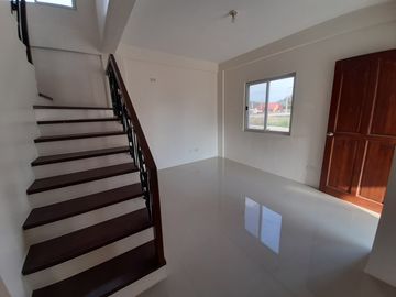 4 Bedroom Unit in Subic Zambales along the Highway Tierra Verde Subic