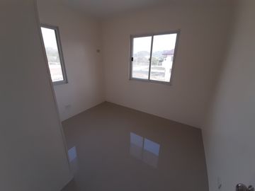 4 Bedroom Unit in Subic Zambales along the Highway Tierra Verde Subic