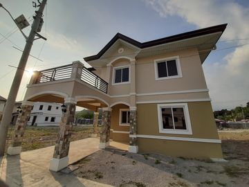 4 Bedroom Unit in Subic Zambales along the Highway Tierra Verde Subic