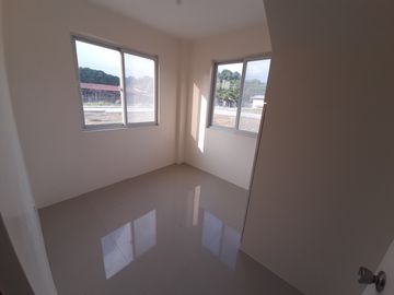 4 Bedroom Unit in Subic Zambales along the Highway Tierra Verde Subic