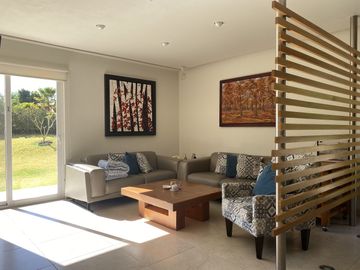 CASA EN VENTA EN JURICA EN PRIVADA CLUB REGENCY QUERETARO