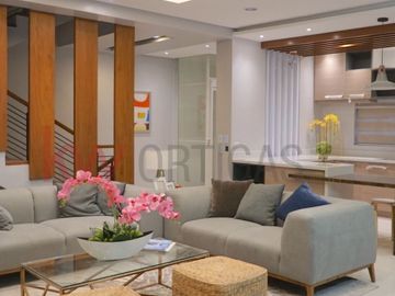 Brand New Luxury Townhouse with Elevator for Sale in San Juan