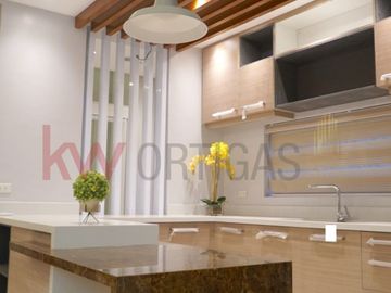 Brand New Luxury Townhouse with Elevator for Sale in San Juan