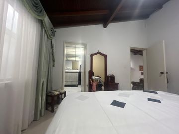 VENDO PRECIOSA CASA UNIFAMILIAR EN MEDELLÍN ANTIOQUIA.