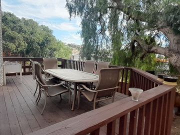 AMPLIA Y HERMOSA CASA EN VENTA, CON ACABADOS ESTILO GANDI!