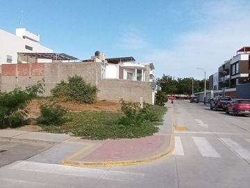 VENDO TERRENO EN LA MEJOR ZONA EXCLUSIVA DE PIURA URB. QUINTA ANAMARIA