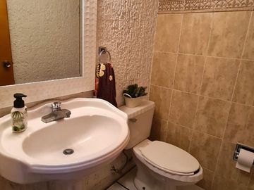 CASA EN VENTA VILLAS DE IRAPUATO EN PRIVADA
