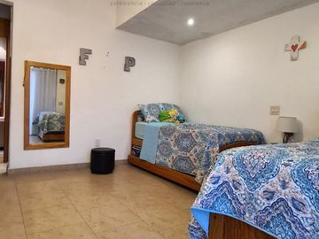 CASA EN VENTA VILLAS DE IRAPUATO EN PRIVADA
