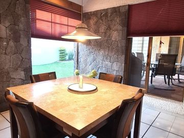 CASA EN VENTA VILLAS DE IRAPUATO EN PRIVADA