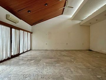 RUMAH at Jl SEKOLAH KENCANA, PONDOK INDAH