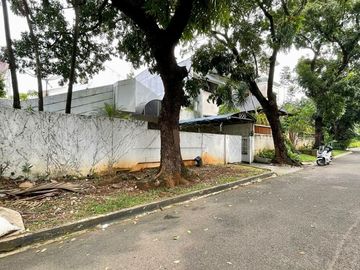 RUMAH at Jl SEKOLAH KENCANA, PONDOK INDAH