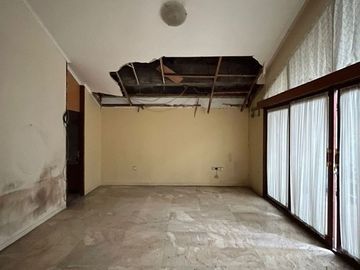 RUMAH at Jl SEKOLAH KENCANA, PONDOK INDAH