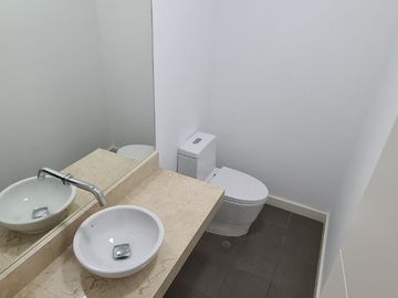Estupendo departamento en Venta para vivir o para inversion en Calle Grau Miraflores