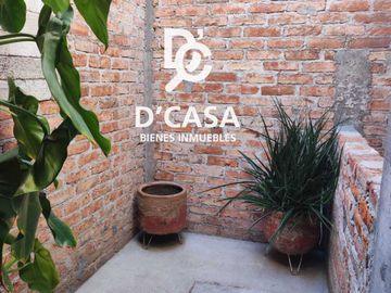 CÉNTRICA CASA EN VENTA, VILLAGRÁN
