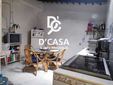 CÉNTRICA CASA EN VENTA, VILLAGRÁN
