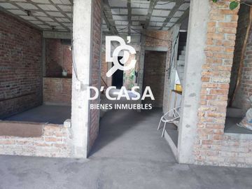 CÉNTRICA CASA EN VENTA, VILLAGRÁN
