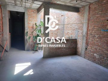 CÉNTRICA CASA EN VENTA, VILLAGRÁN