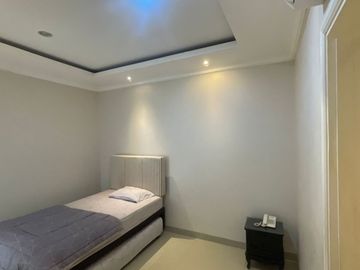Townhouse For Rent , Fully Furnished - at Cilandak Barat, Jakarta Selatan