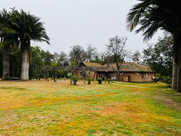 Venta Terreno 5.590 M2 En La Reserva Oasis De La Campana