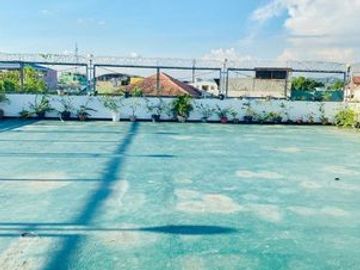 4Storey  Warehouse with Penthouse  for Sale in Cainta Rizal